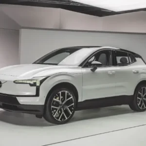 Volvo EX30 Standard
