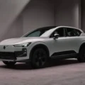 Volvo EX60 Cross Country P10